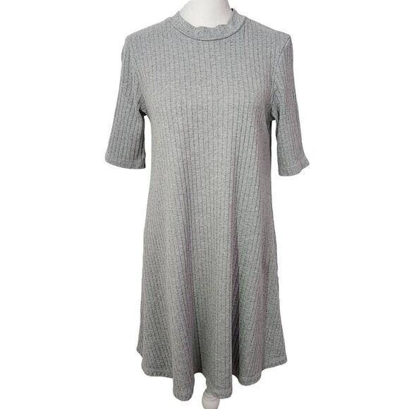 Uniqlo Gray Mock Turtleneck Ribbed Knit Dress Size Medium Gray Mini Dress - Picture 1 of 9